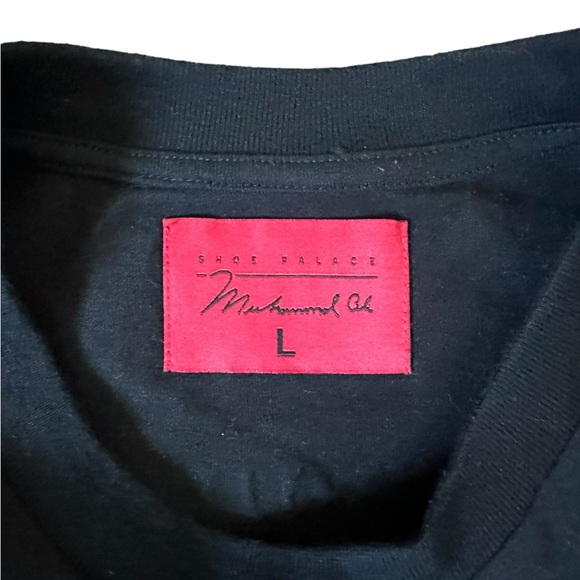 Muhammad Ali “I Can’t be Beat” Black Large T-shirt by Shoe Palace Shirt - Picture 5 of 9